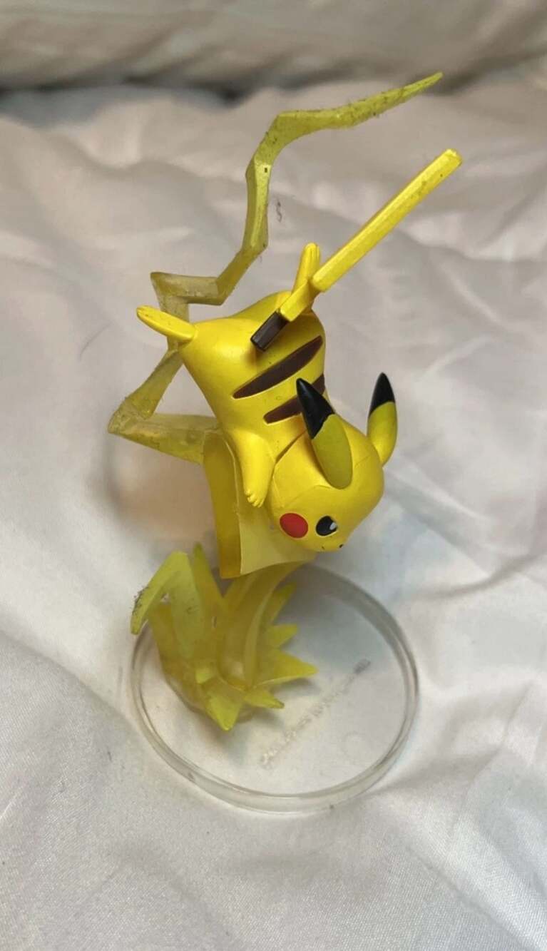 Pokemon Pikachu Thunderbolt Gallery Figure